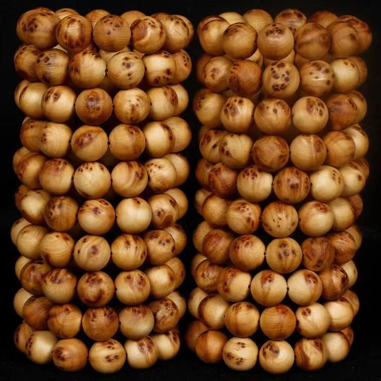 Taihang Cypress 20mm Handcrafted Bracelet: Unisex Buddhist Beads