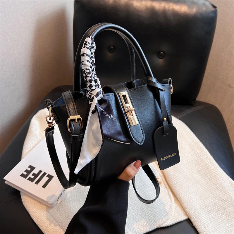 Beliebte Tasche Damen neue Textur vielseitige Handtrage Umhängetasche Nischendesign Bucket Bag