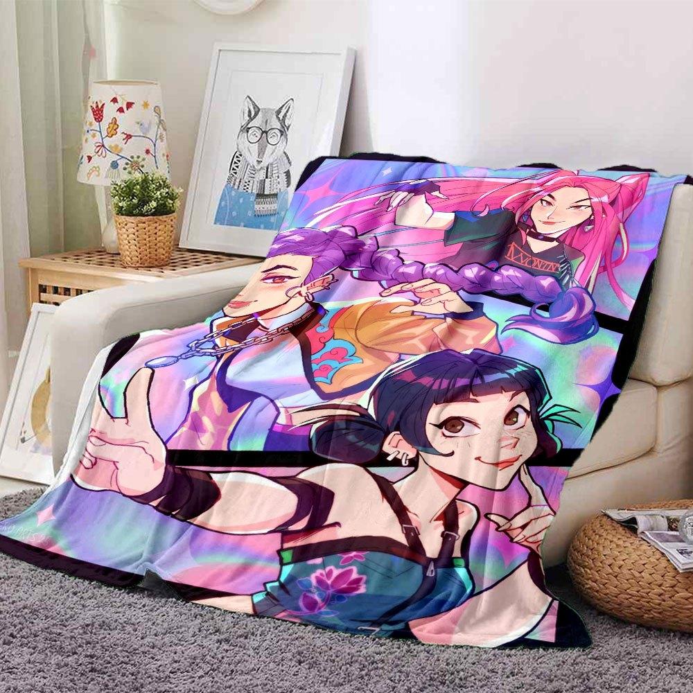 

1pc Hunter X Kopo group - Themed Flannel Blanket - Suitable for Bed, Home Decor, Graduation Gifts, Easter, Back to School, ChristmasA90 80cmx120cm(31inx47in)