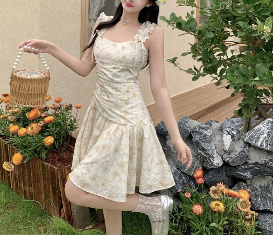 French Temperament Suspender Skirt Summer New Floral Dress Women's Waist Small Looking Thin Suspender Skirt Short Skirt