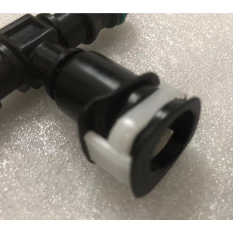OEM 61677181996 Head Light Washer Jet T-Joint Connector for BMW X5 X6 E70 E71