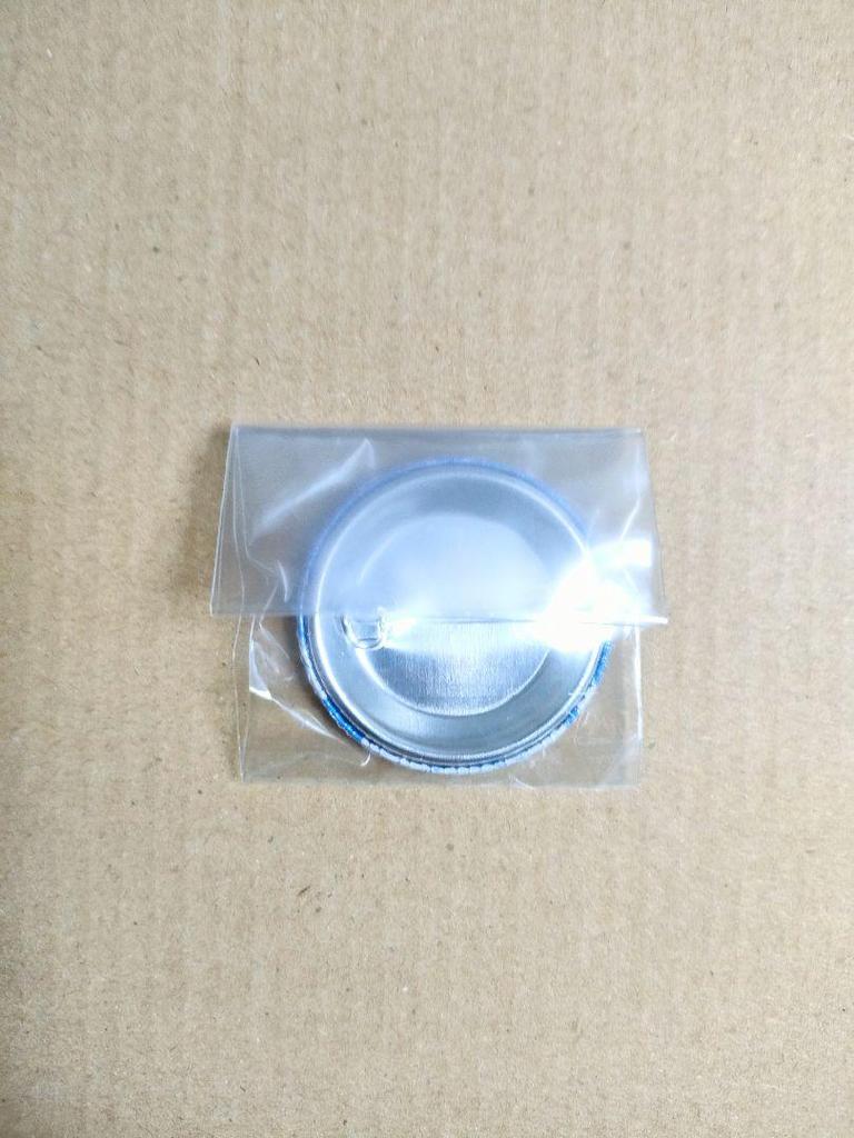 [USED] Fate HF ufotable cafe limited edition badge Saber