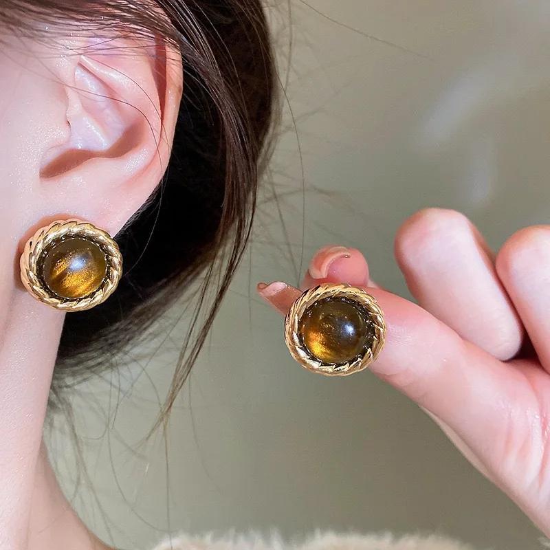 Vintage Fashion Entangle Geometry Round Pearl Stud Earrings for Women Temperament Gold Color Stainless Steel Exquisite Jewelry