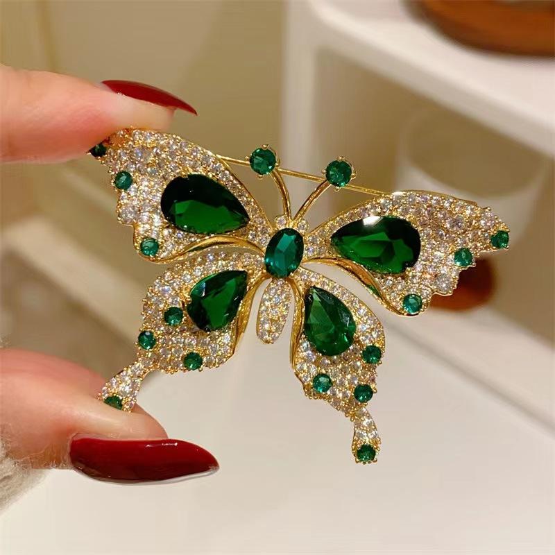 Elegant Vintage Green Butterfly Brooch Pin with Sparkling Rhinestones - Perfect for Dresses & Suits  Ideal Gift for Women