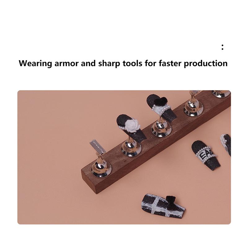 Retro Magnetischer Nagelhalter Übungs-Ausstellungsständer Walnussbasis Präsentationsregal Nagelkunstwerkzeug Bunter Nagellack für Anfänger