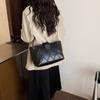Fashion Large-capacity Rhombus Chain Tote Bag Spring and Summer New Student Class Commute Shoulder Messenger Bag Women