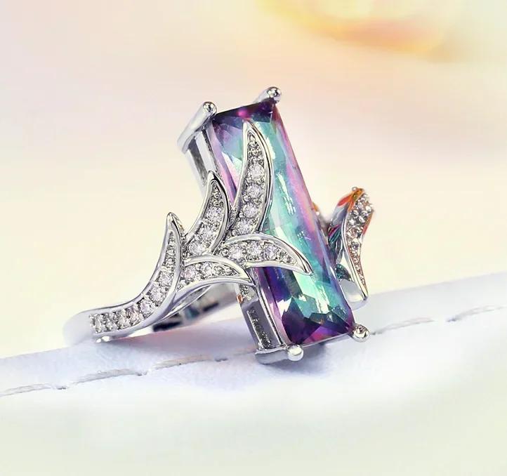 Huitan Luxury Women'S Ring Multicolored Rectangular Cubic Zirconia Chic Wedding Engagement Band Fashion Jewelry Green Colors