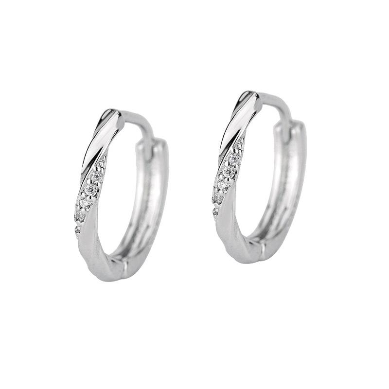 Minimalist Micro Pave Diamond Circle Ear Cuff Mobius Twisted Wave Hoops Fashion Elegance