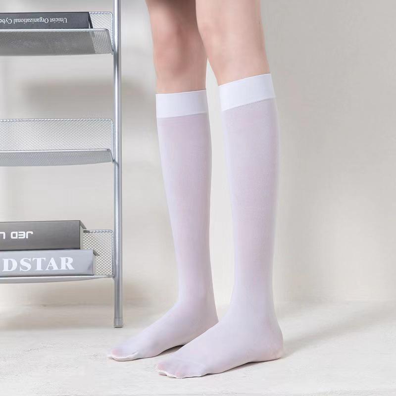 

Velvet Black Knee-High Nylon Socks for Women - Mid-Calf to Over-the-Knee, Thickened Half-Leg Design One Size