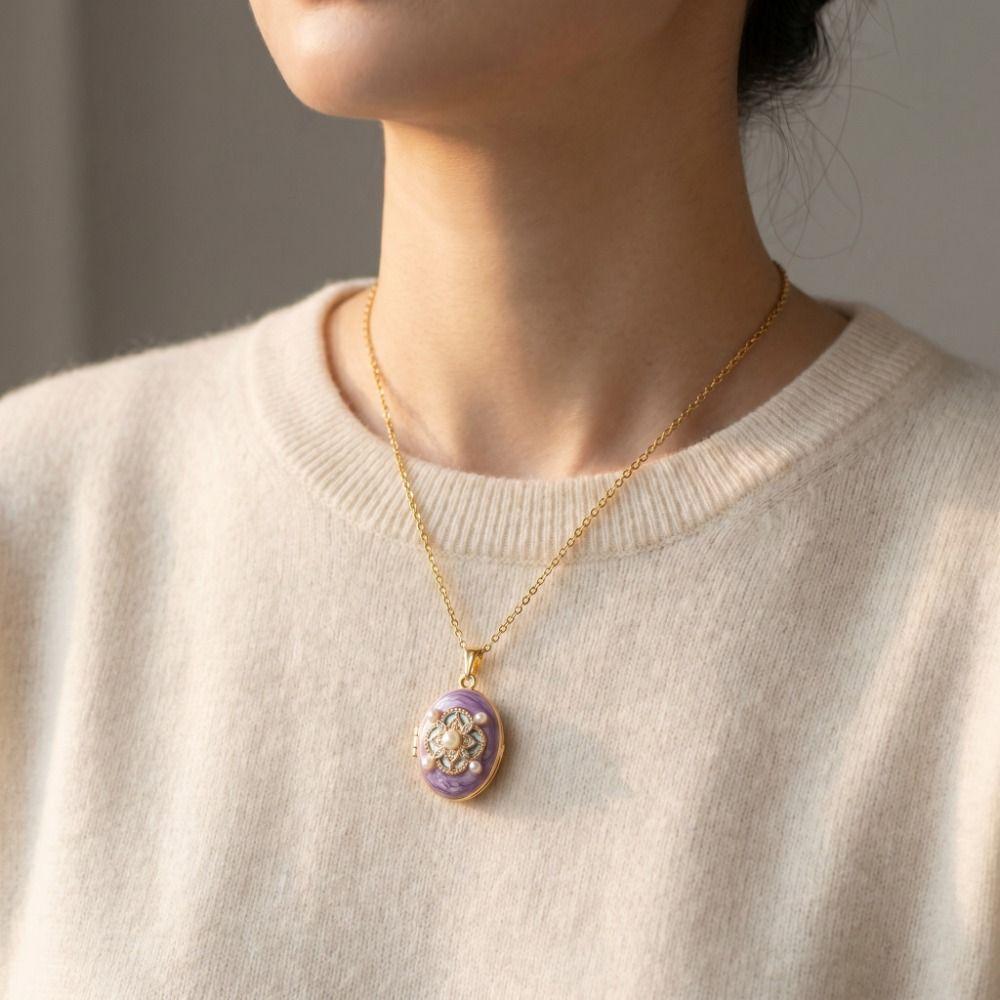 Pearls Photo Locket Pendant Necklace Openable Gold Clavicle Chain Sweet Enamel Necklace Women