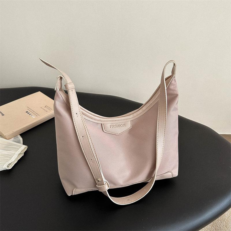 Niche Simple Bag Simple and Fashionable Commuter One-shoulder Crossbody Bag Spring New Fashionable Underarm Bag