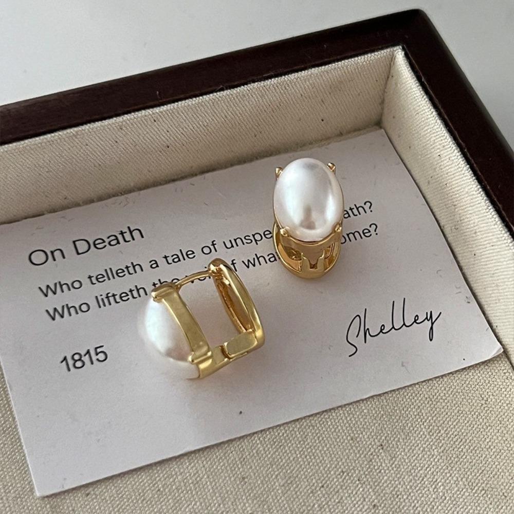 Cercei cu perle Cercei de damă de înaltă calitate