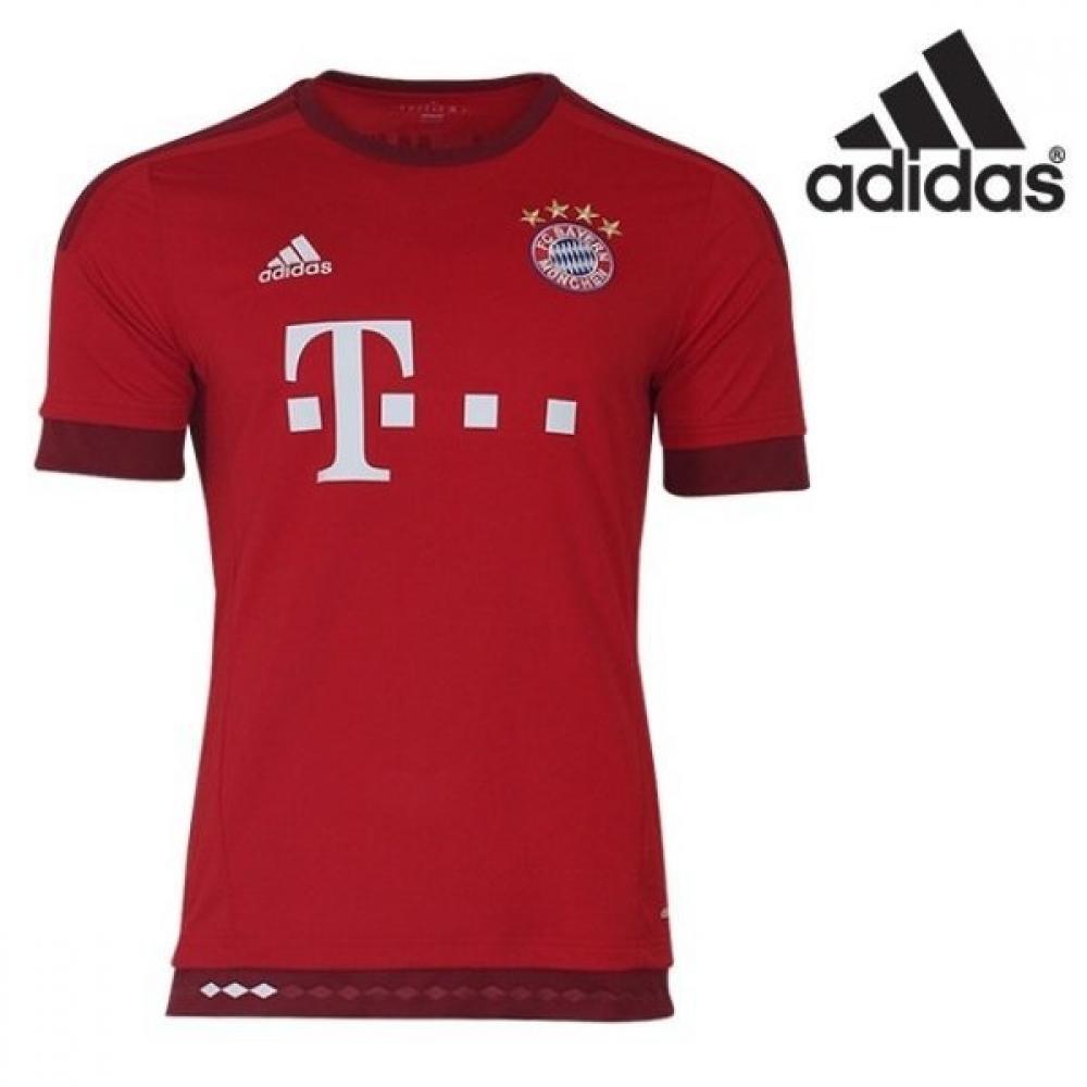 

Мужская футболка Adidas FCB Bayern Мюнхен с коротким рукавом S14294