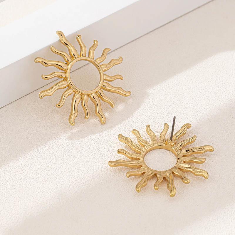 Retro Style Elegant Sunflower Sun Earrings For Women's Gatherings, Zircon Accessories, Fashionable Multifunctional Earrings