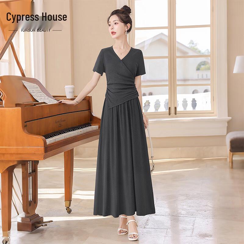

Женский комплект: топ с V-образным вырезом и коротким рукавом и юбка Silk Cypress M