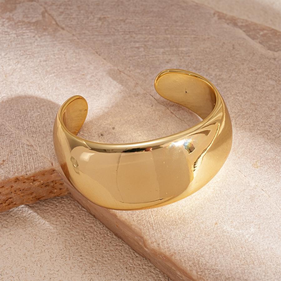 European and American metal-sensitive surface geometric circle open bracelet simple niche jewelry 