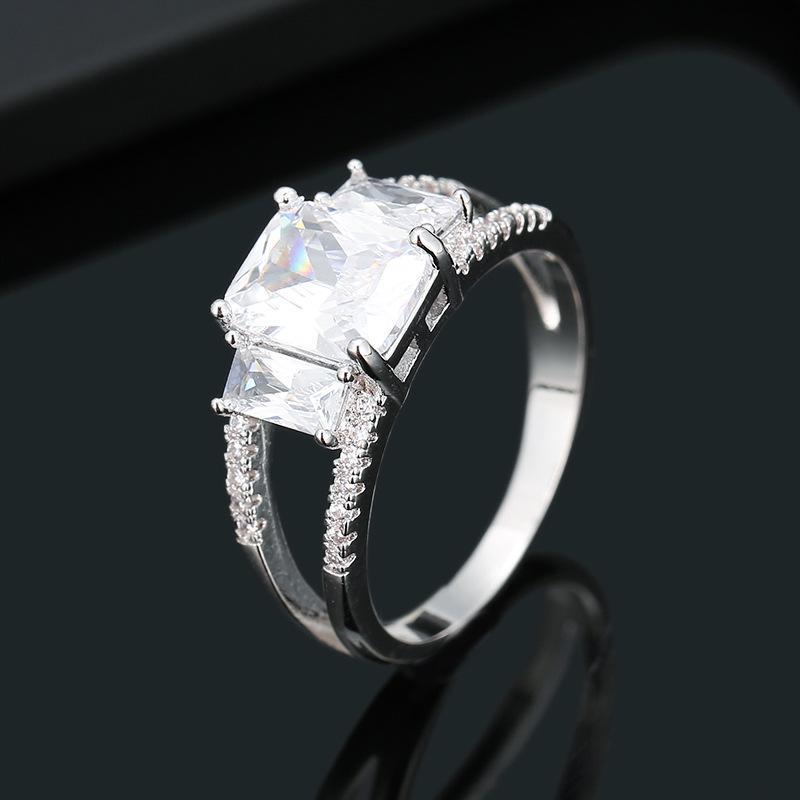 European  American Geometric Zircon Inlaid Temperament Ring for Women
