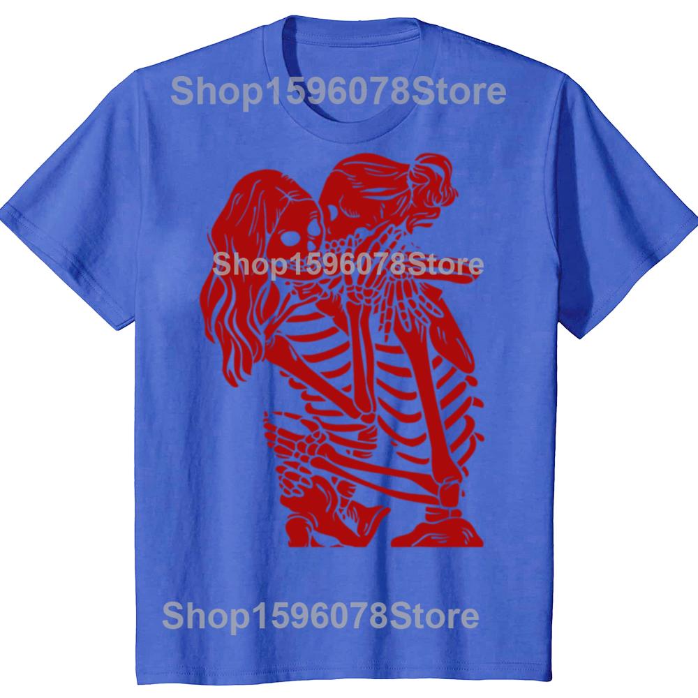 Lesbian Couple LGBTQ Pride of Woman Skeletons Lovers Kissing T-Shirt Summer Style Cotton Short Sleeve Oversized T-shirt Tops