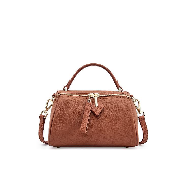 

Top-layer cowhide Boston bag, versatile vintage women s bag, simple shoulder and crossbody bag, 2025 new genuine leather bag золотисто-коричневый