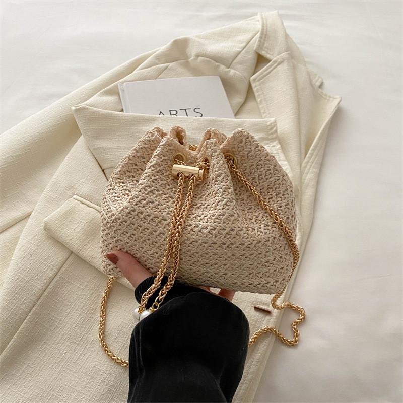 Fashionable 2024 Trendy Weave Korean Style Chic Bucket Bag For Women With Soft Texture