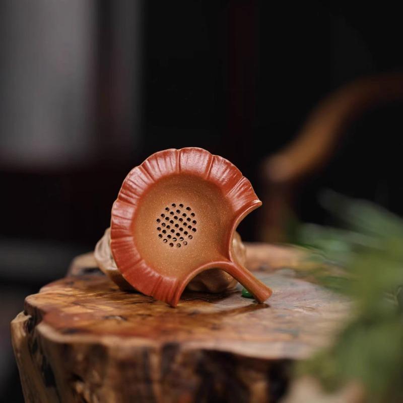 Yixing Zisha Apricot Design Tea Strainer Handmade Ceramic Filter for Gongfu Tea Ceremony Traditional Chinese Accessories
