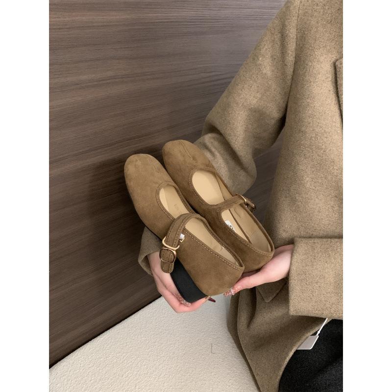 Flat-bottomed gentle evening shoes French single shoes women's summer 2025 new soft-soled pig's trotters split-toed shoes Mary Jane ladyshoes