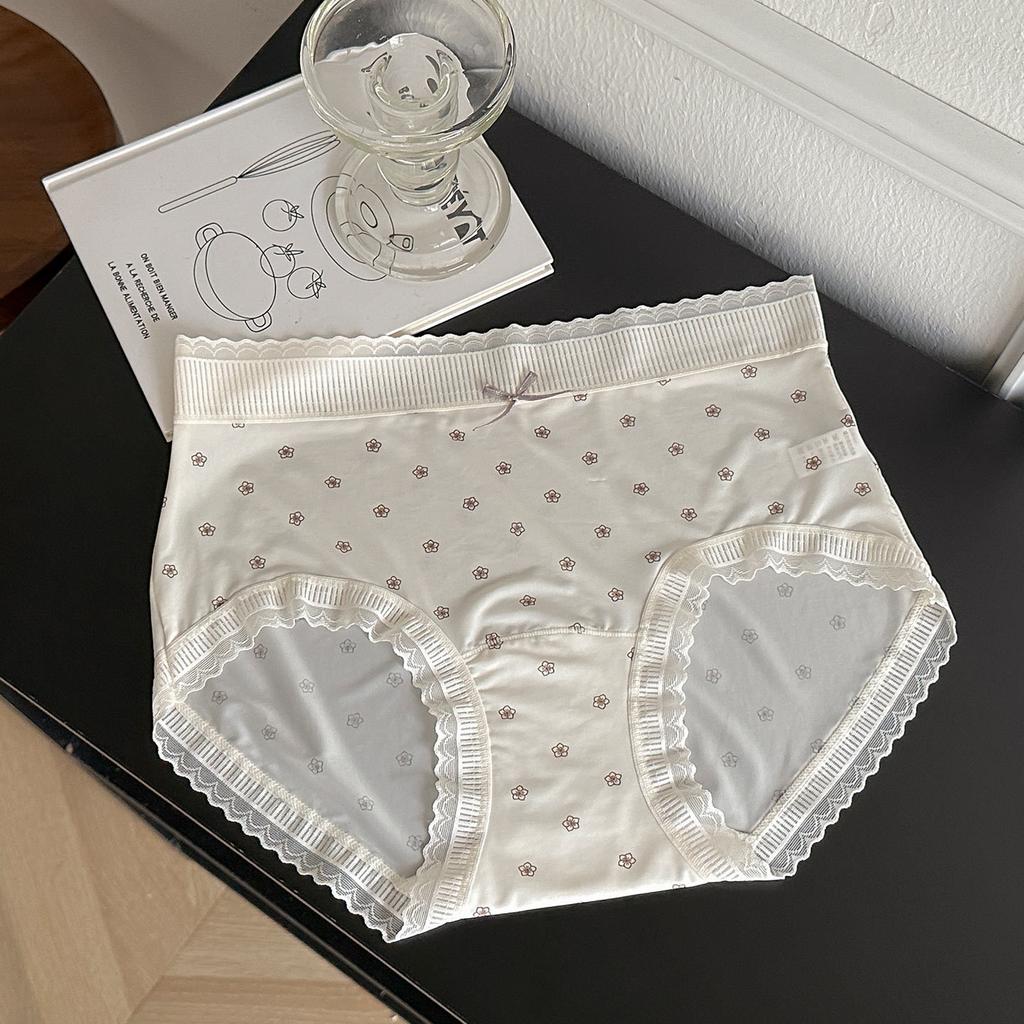 Ladies Spring and Summer Sweet Print Ultra Thin No Trace Ice Silk High Shot Middle Waist Triangle Briefs