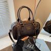 Hand carry baseball bag women's retro versatile shoulder bag autumn and winter niche high-end casual women's bag