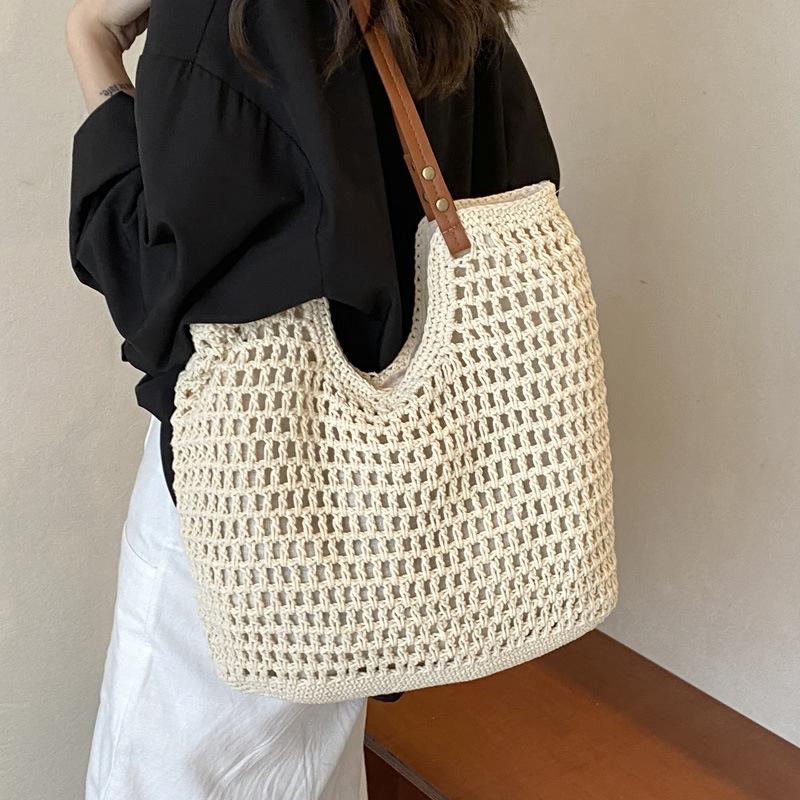 Large capacity hand-woven bags, women's 2025 new straw bags, beach vacation shoulder bags, commuter tote bags