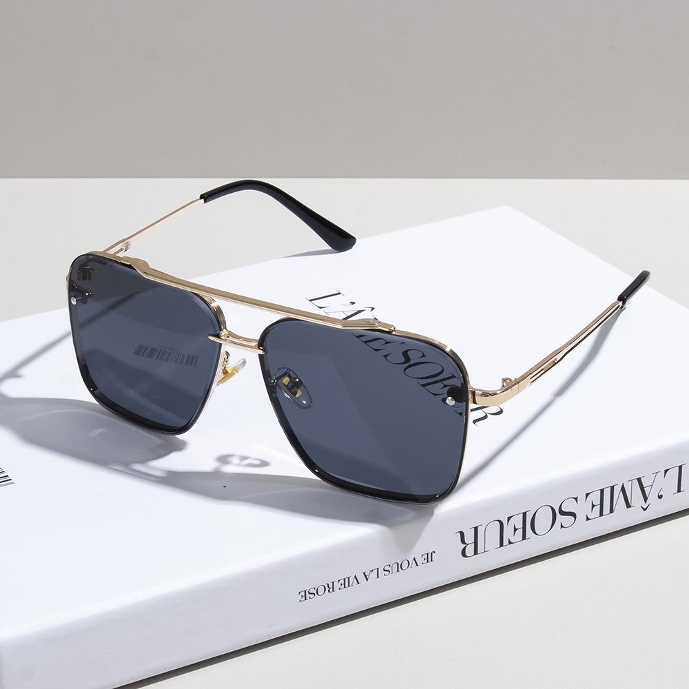 Fashion Square Sunglasses Men Vintage Big Frame Women Gradient Lens Sun Glasses Luxury Brand Metal Punk Eyewear