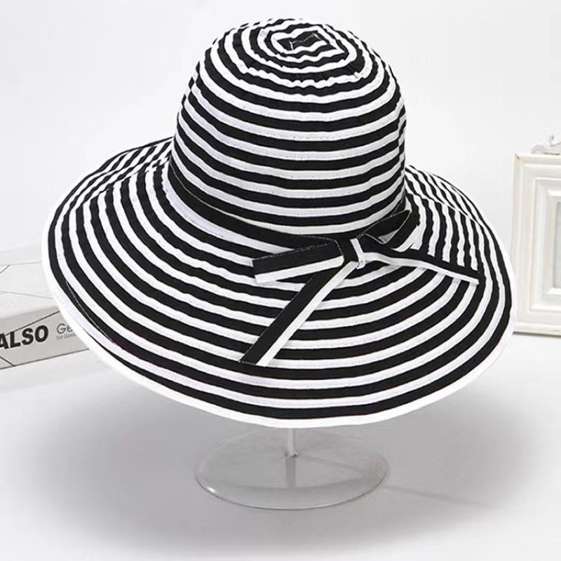 Spring and Summer Women's Two-color Simple Wind Seaside Travel Sun Protection Face UV Protection Foldable Big Brim Hat