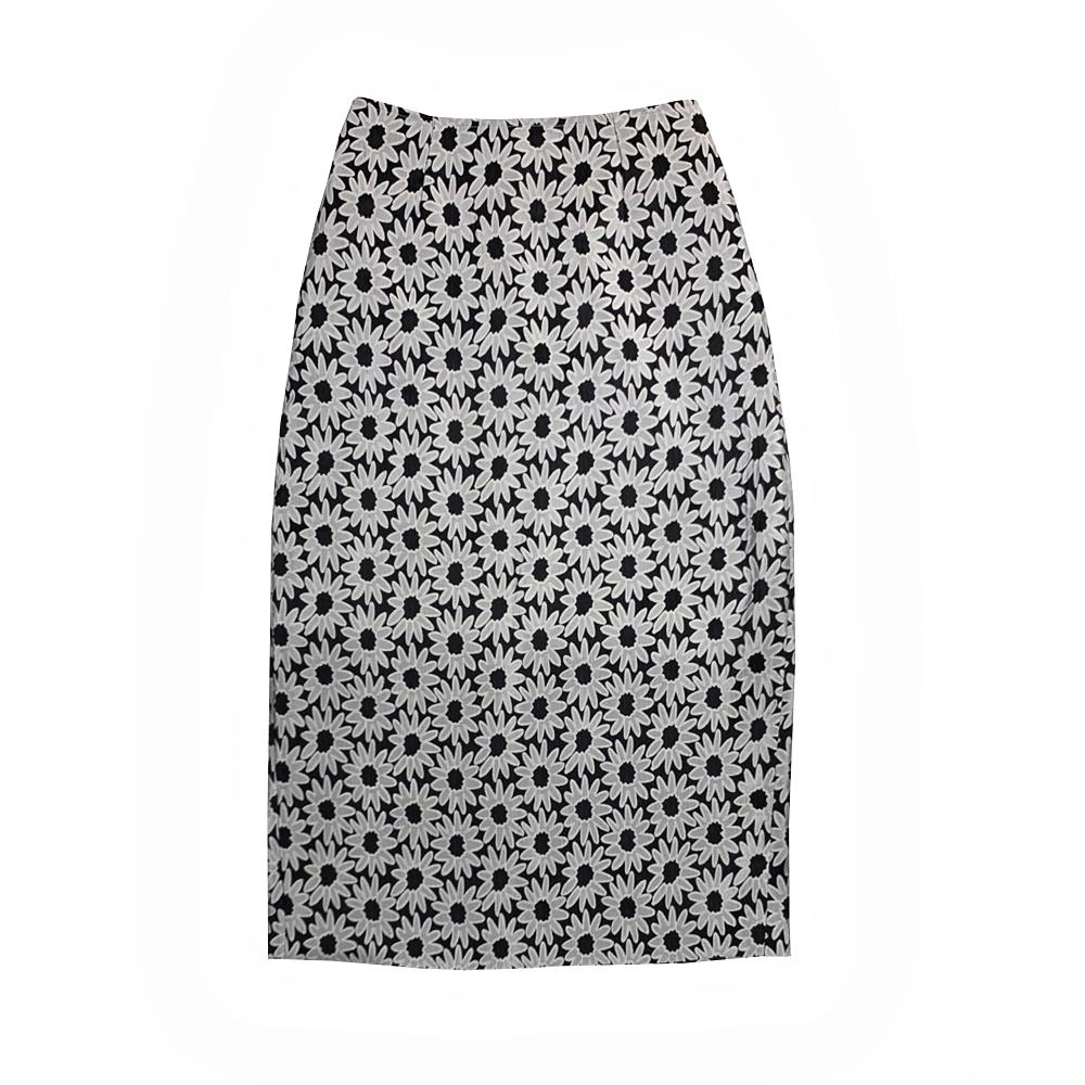 Cookies Flower Pattern Jacquard Skirt (Black)