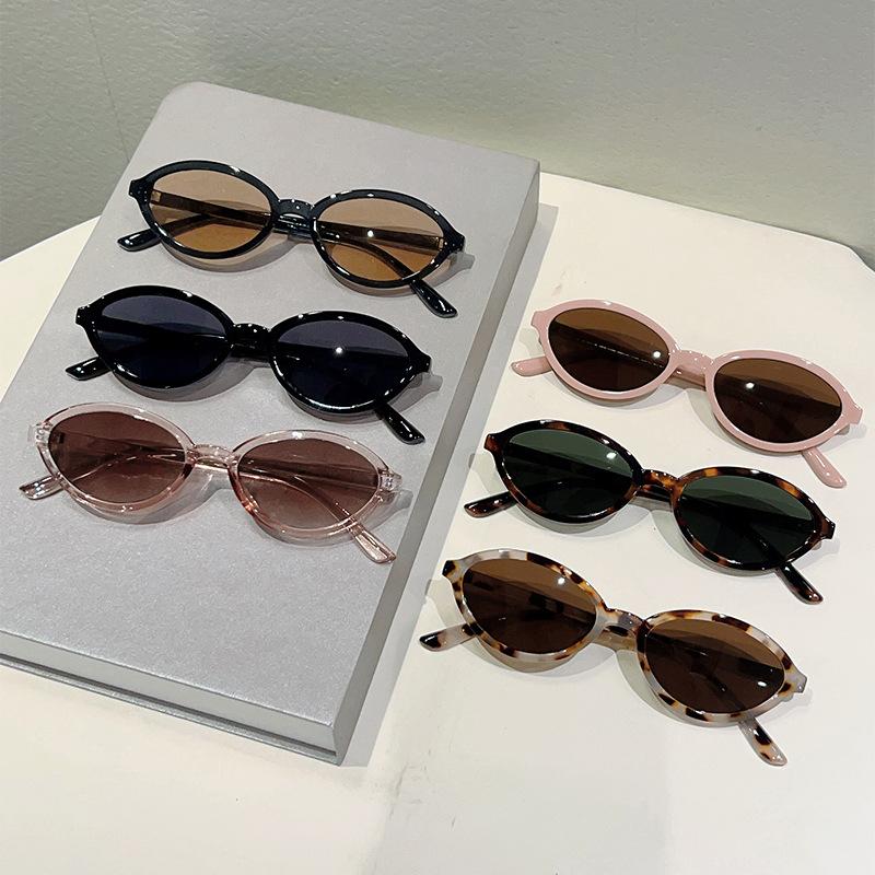 Vintage Small Frame Oval Sunglasses Women For Men Luxury Brand Designer Popular Punk Fashion Outdoor Leopard Shades Uv400
