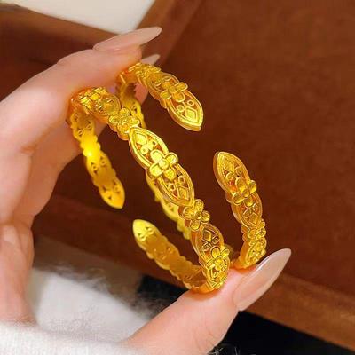 Gold Openwork Flourishing Flowers Ruyi Bracelet - Four-Leaf Flower Vintage Gift for Girlfriend