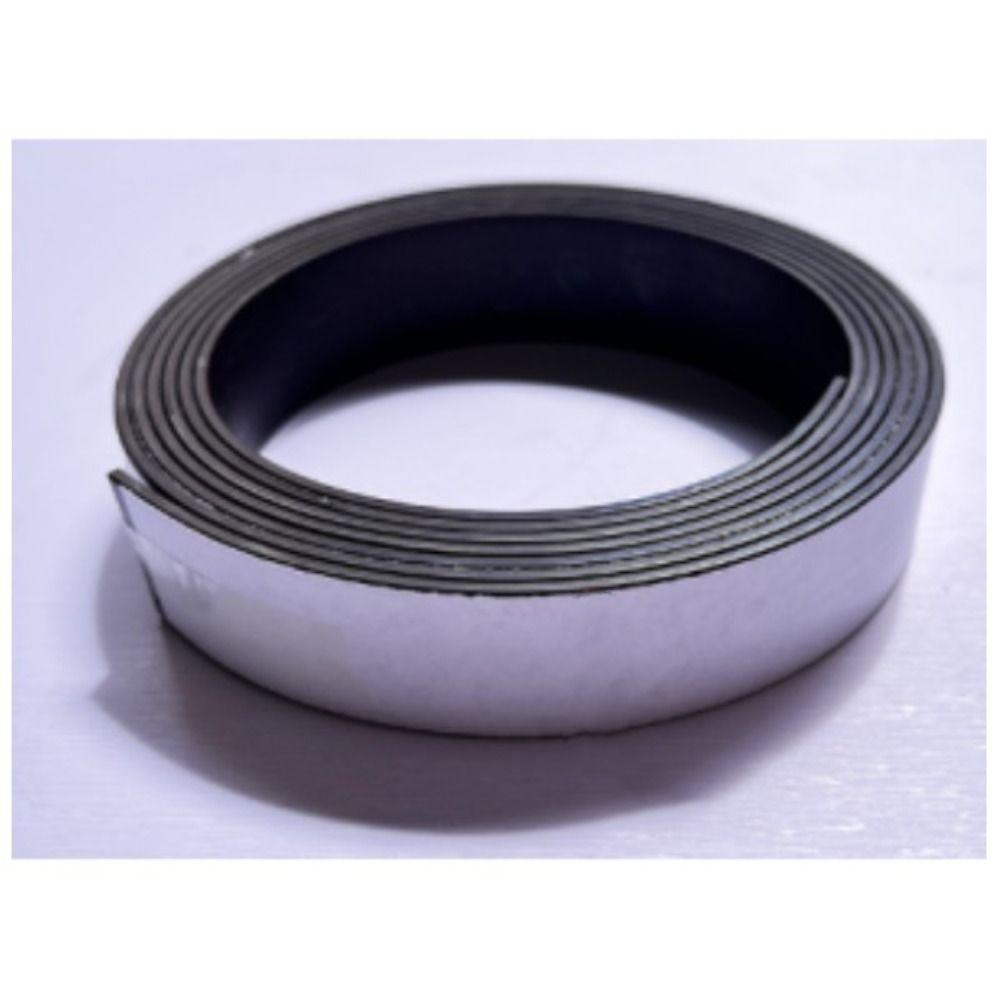 

Гибкий магнитный рулон с клейкой основой. Магнитные полосы. Магнитная лента. Канцелярские товары.