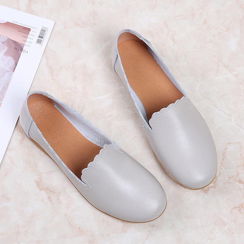 Spring New Large-size Women's Shoes Genuine Leather White Shoes Casual Fashionable Women's Soft Sole Leather Shoes Casual Shoes Flat Sole