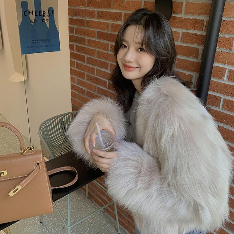 Autumn Long Sleeve Loose Plush Fox Fur Coats Women Fashion Soft Warm Short Winter Jackets Women Tops Solid Elegant Street Loose Lady Jacket Coat 25878