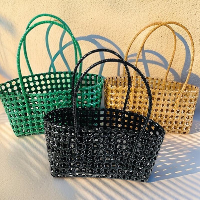 Hand-Woven PVC Shoulder Bag: French-Style Basket for Beach or Market