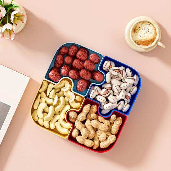 Plateau à snacks modulaire en forme de puzzle avec couvercles Organisateur amovible pour fruits, noix, bonbons Anti-poussière Empilable Plateau de service polyvalent pour table basse