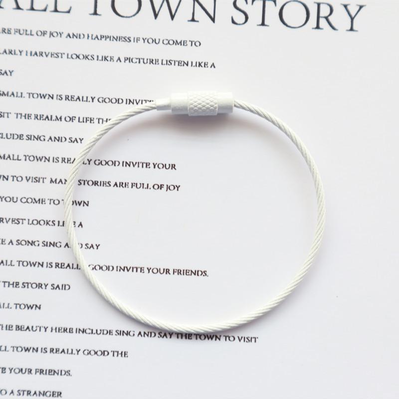 1 stk Fargerik Bagasjelappklemme i Rustfritt Stål Slitesterk og Enkel å Installere Perfekt for Reise og Daglig Bruk