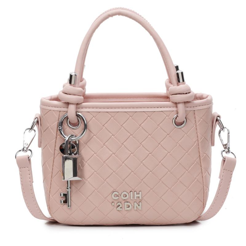 Trendy Design Sense Woven Pattern Portable Bucket Bag Women's Leisure Commuting Niche Personality High Sense Messenger Bag