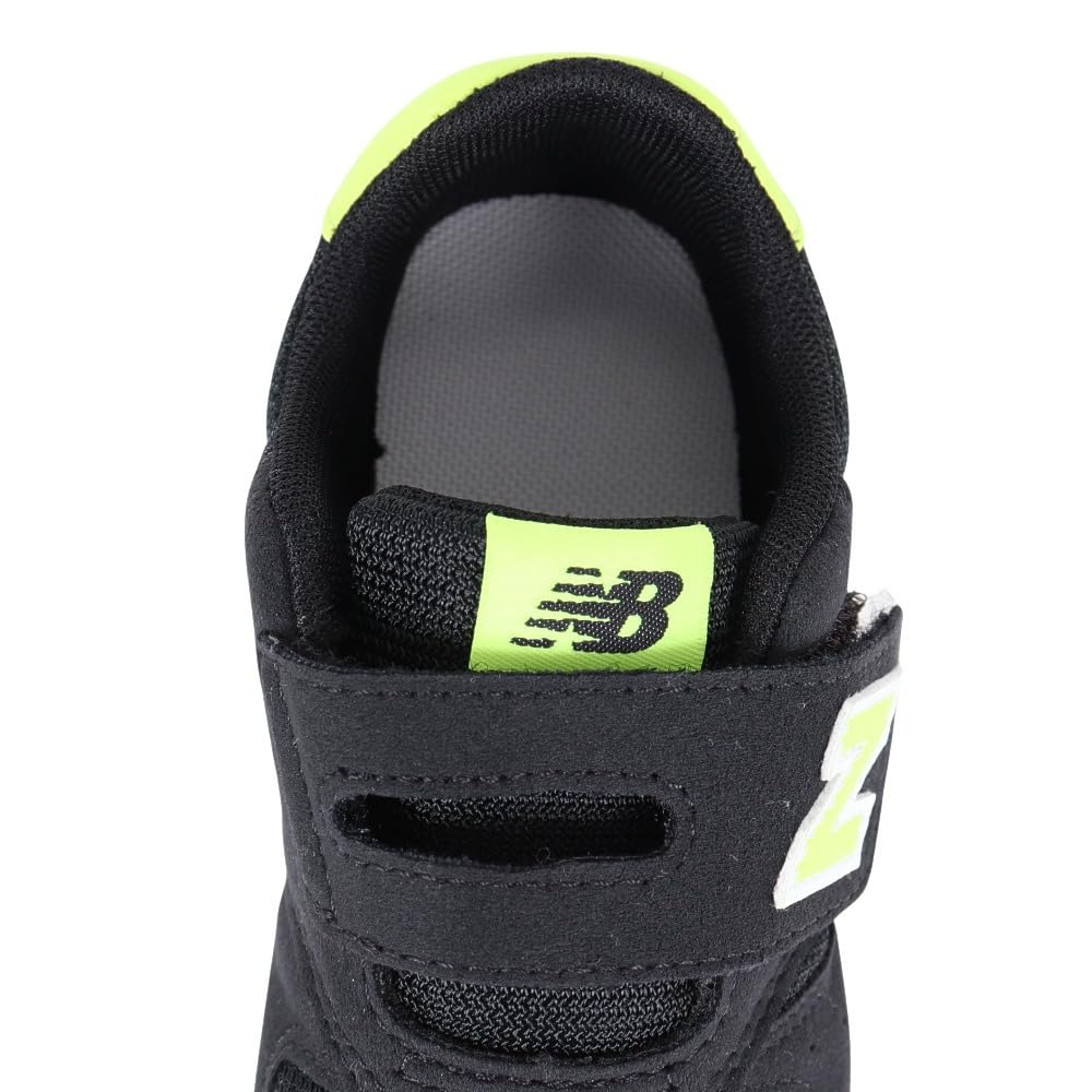 New Balance 373