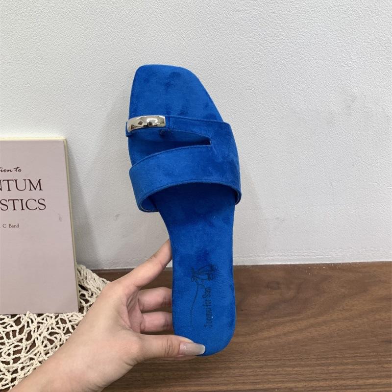 French beautiful set of toe small cool slippers women's summer wear fashion flat bottom 2025 season with skirt fairy half a word drag