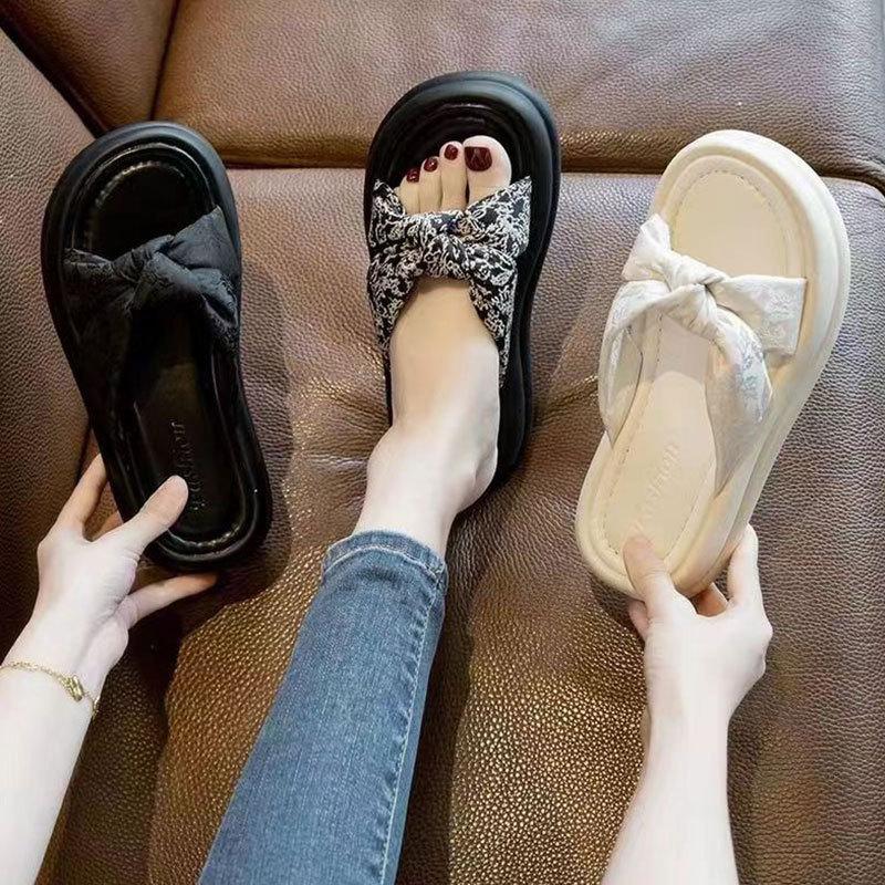 Nationalstil mit dicker Sohle, coole Hausschuhe für Damen, neu 2025, Sommerbekleidung, Feenstil zum Rock, Umstandsmode, Strandschuhe