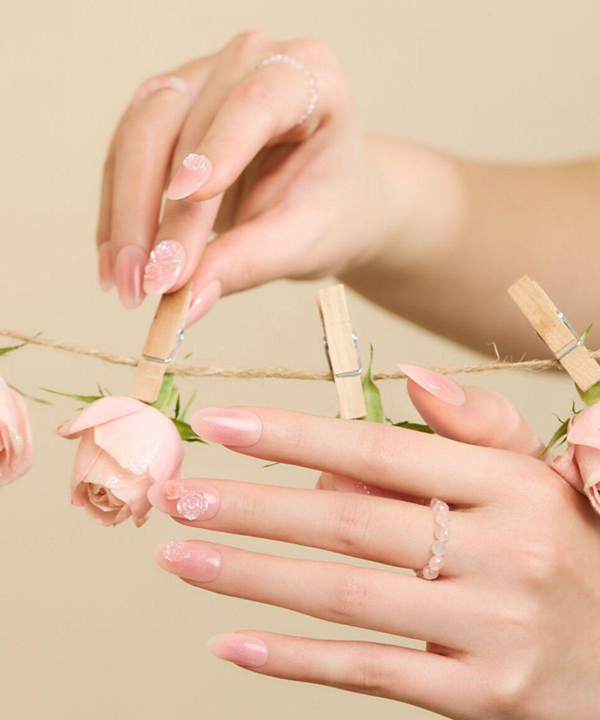 Dashing Diva Magic Press Blush Veil (Almond) Nail Tips