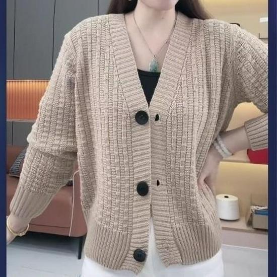 Women's V-Neck Knitted Sweater - 2026 Autumn/Winter, Loose Fit, Versatile, Fashionable Knitwear, Casual Lazy Style.