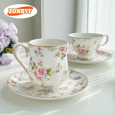 Evropský styl Květinové keramické hrnky Vintage Zlatě lemovaný hrnek na mléko Lehký luxusní Šálky na kávu Hrnky na snídani Kuchyňské nádobí