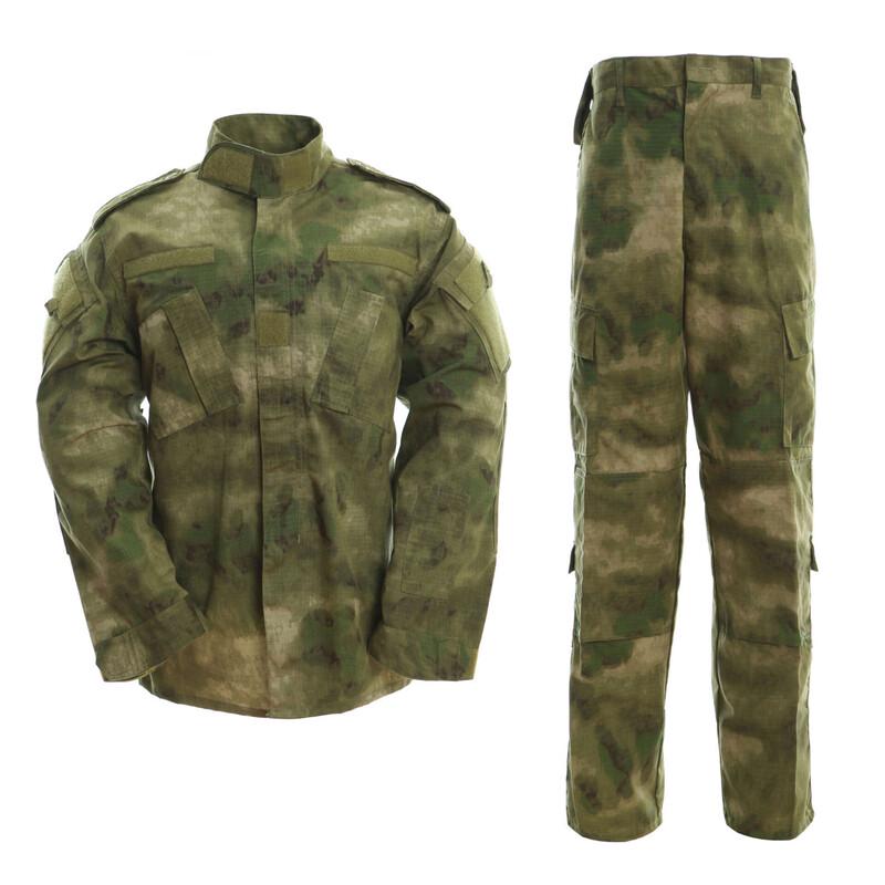 Yingtu Long-Sleeve Camouflage Tactical Uniform Set