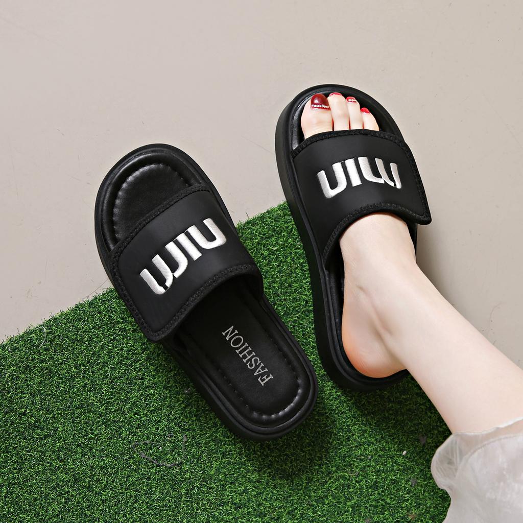 Thick-soled Letter Cool Slippers Women's Spring and Summer Outer Wear 2025 New Casual Soft-soled Non-slip One-word Drag Going Out Beach Shoes