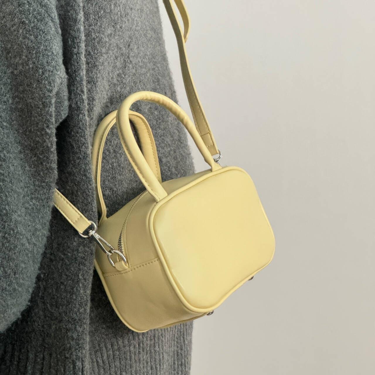 

Сумка-подушка Женская модная сумка 2024 года Ретро-сумка Bowling Boston Сумка через плечо маленькая квадратная сумка жёлтый